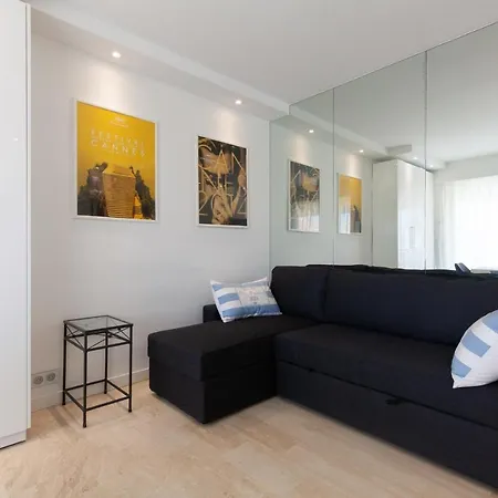 2 Min From The Beaches! In The Heart For Palm Beach Lägenhet *