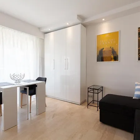 2 Min From The Beaches! In The Heart For Palm Beach Cannes